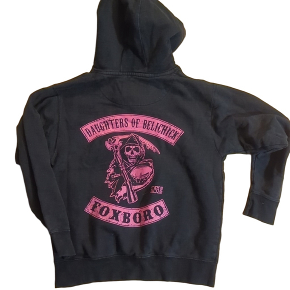 NFL Tops - New England Patriots Vintage Daughters of Belichick hoodie small